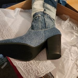 Steve Madden Lasso Multi Denim Western boot